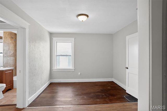 9407 Muriel Avenue, St Louis, MO 63114