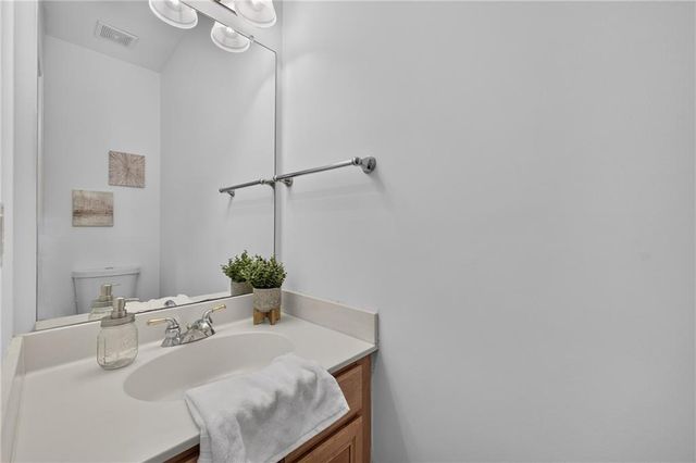 1941 Ashwood Grove Drive, Snellville, GA 30078
