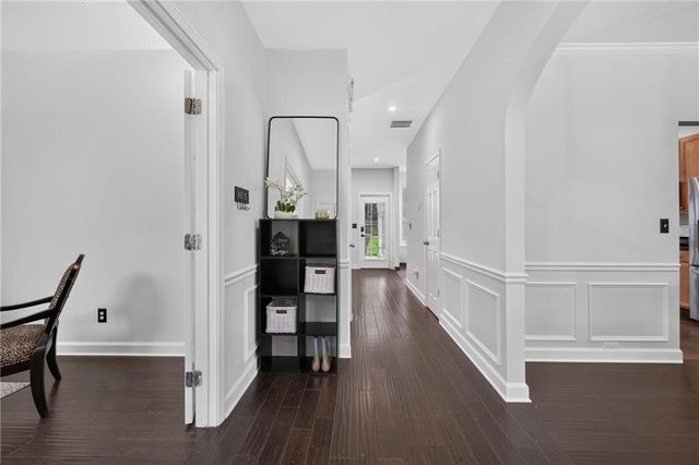 1941 Ashwood Grove Drive, Snellville, GA 30078