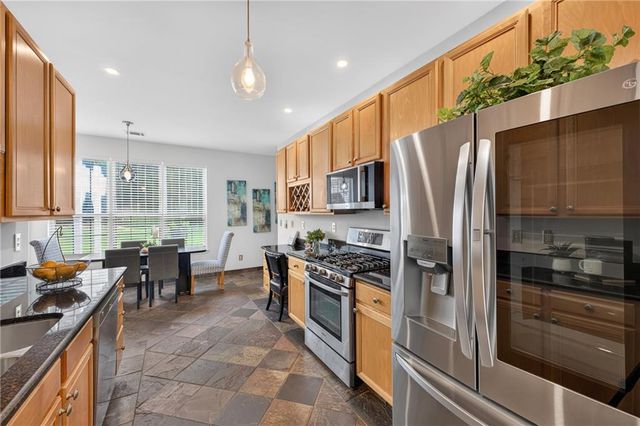 1941 Ashwood Grove Drive, Snellville, GA 30078