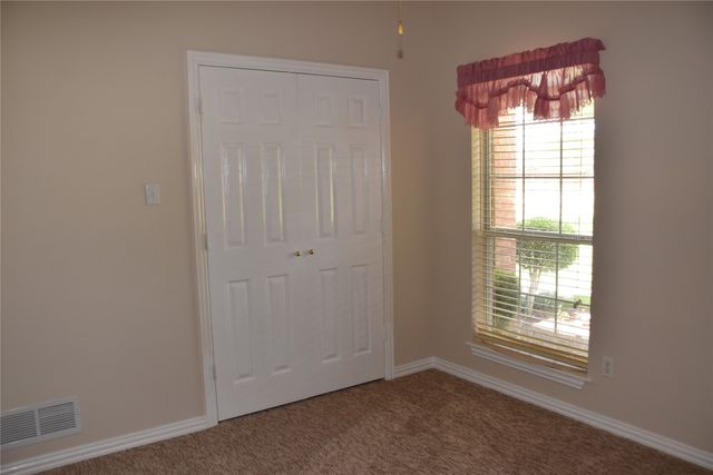 4017 Windmill Ridge Circle, Red Oak, TX 75154