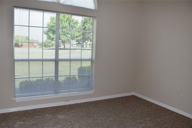 4017 Windmill Ridge Circle, Red Oak, TX 75154