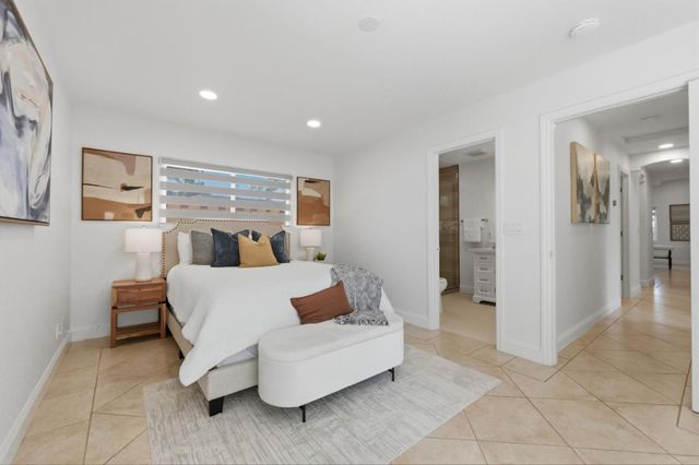 660 Hamilton Lane, Santa Clara, CA 95051