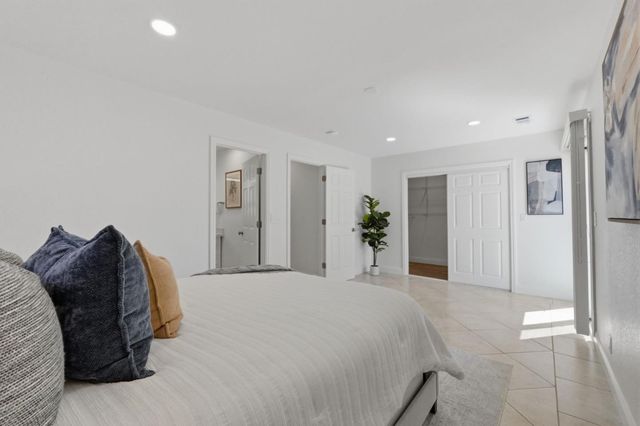 660 Hamilton Lane, Santa Clara, CA 95051