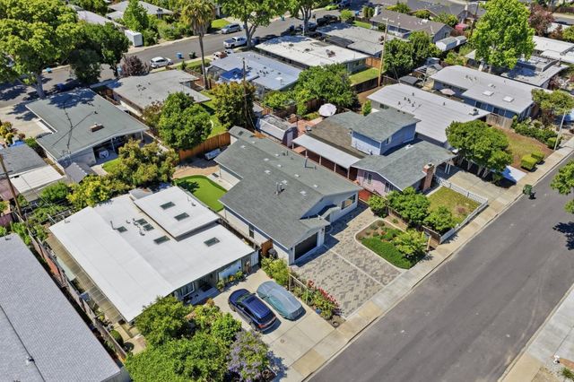 660 Hamilton Lane, Santa Clara, CA 95051