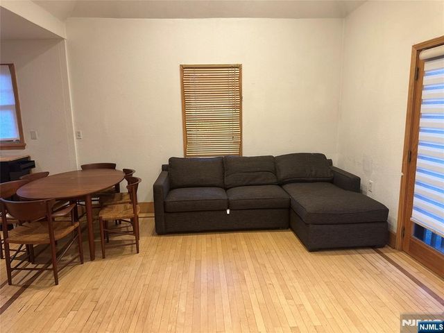 325 Bogert Avenue, Ridgewood, NJ 07450