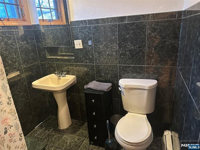 325 Bogert Avenue, Ridgewood, NJ 07450