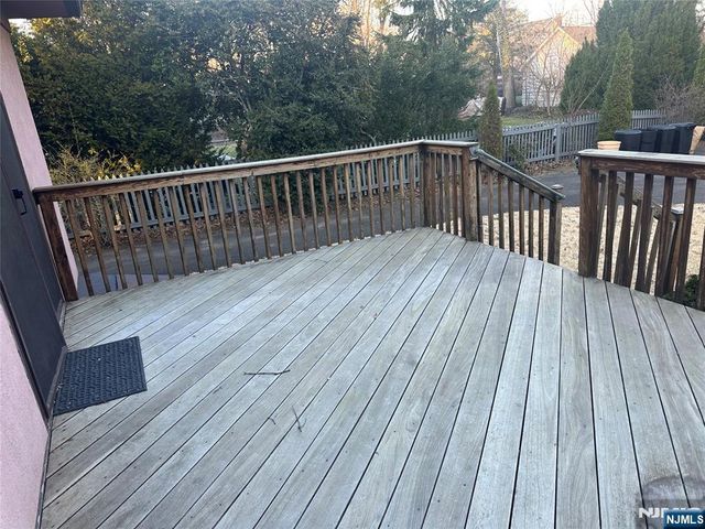 325 Bogert Avenue, Ridgewood, NJ 07450