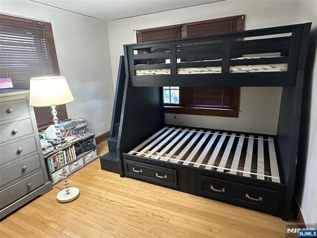 325 Bogert Avenue, Ridgewood, NJ 07450