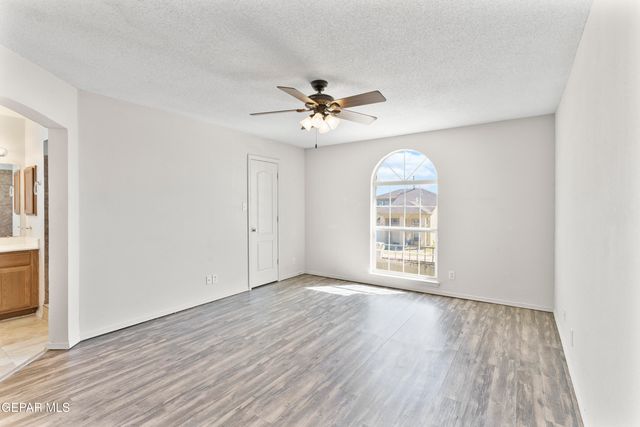 10799 WALDEN POND Street, El Paso, TX 79924