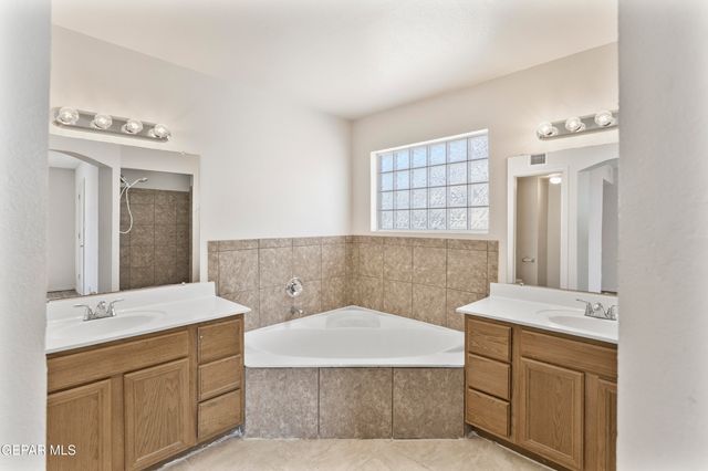 10799 WALDEN POND Street, El Paso, TX 79924