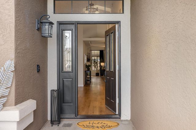 1786 Brookside Dr, Manteca, CA 95336
