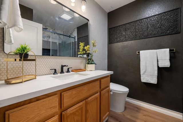 1786 Brookside Dr, Manteca, CA 95336