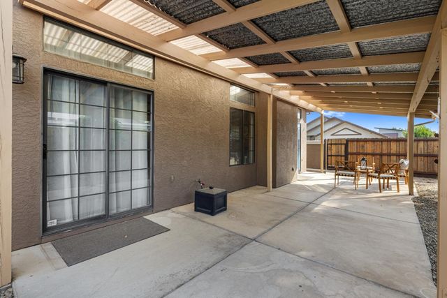 1786 Brookside Dr, Manteca, CA 95336
