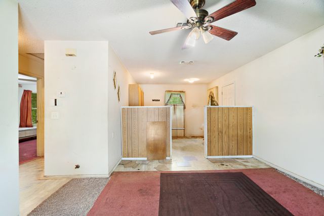 474 NE 11th Street NE, Paris, TX 75460