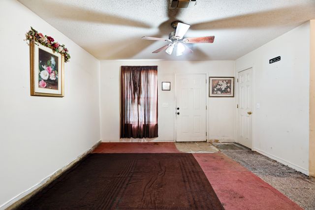 474 NE 11th Street NE, Paris, TX 75460