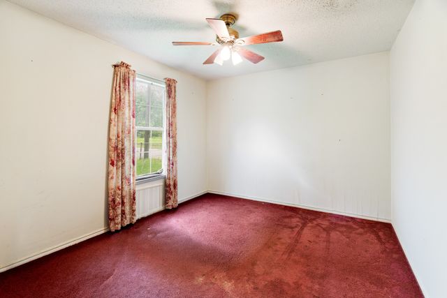 474 NE 11th Street NE, Paris, TX 75460