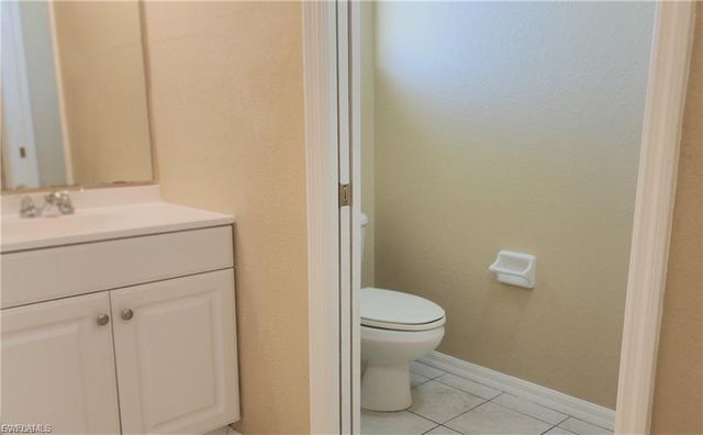 1302 SW 11th ST, Cape Coral, FL 33991