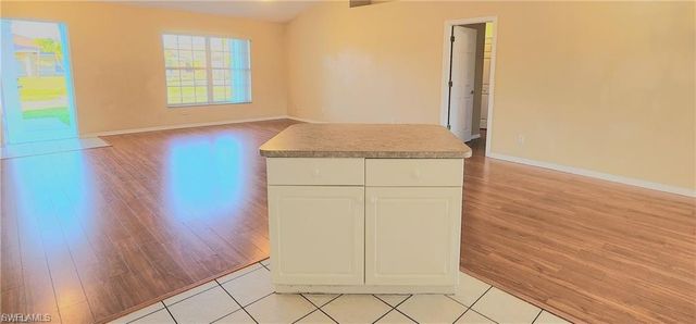 1302 SW 11th ST, Cape Coral, FL 33991