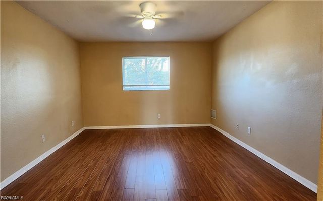 1302 SW 11th ST, Cape Coral, FL 33991