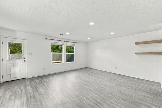 9599 Littleton Grist, San Antonio, TX 78254