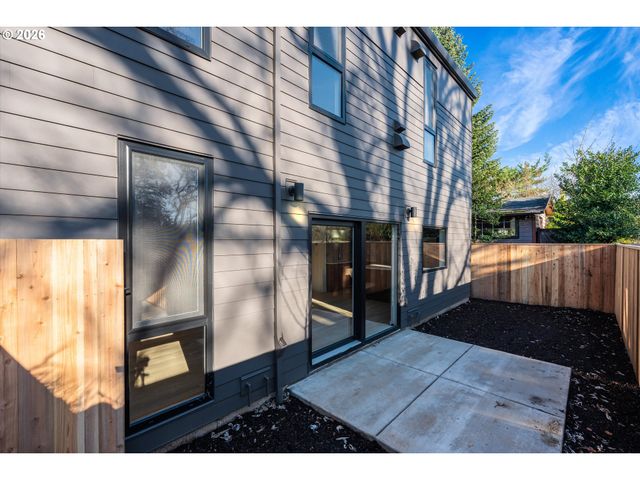 5492 Se Boise St, Portland, OR 97206