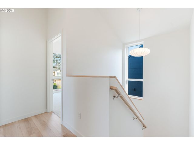 5492 Se Boise St, Portland, OR 97206