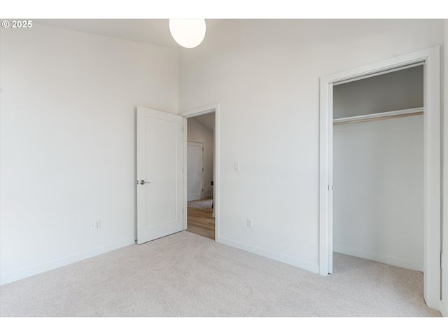 5492 Se Boise St, Portland, OR 97206