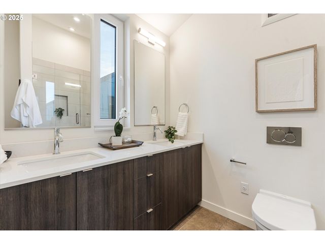 5492 Se Boise St, Portland, OR 97206