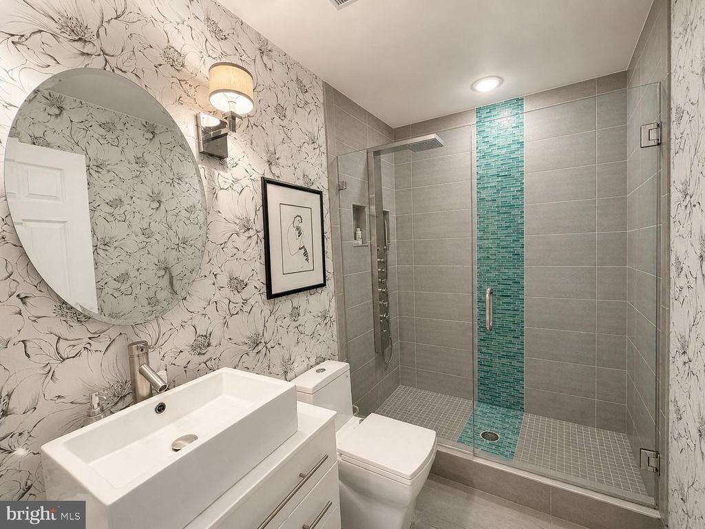 Image 22 of property listing at 6 FOURWOOD CT #6C, Baltimore, MD 21209