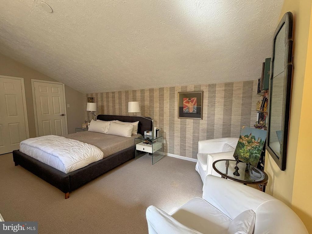 Image 24 of property listing at 6 FOURWOOD CT #6C, Baltimore, MD 21209