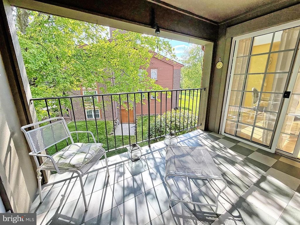 Image 27 of property listing at 6 FOURWOOD CT #6C, Baltimore, MD 21209