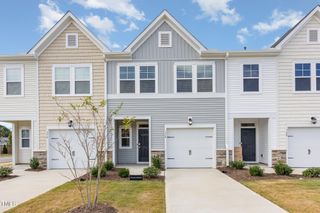 172 Paramount Drive, Smithfield, NC 27577