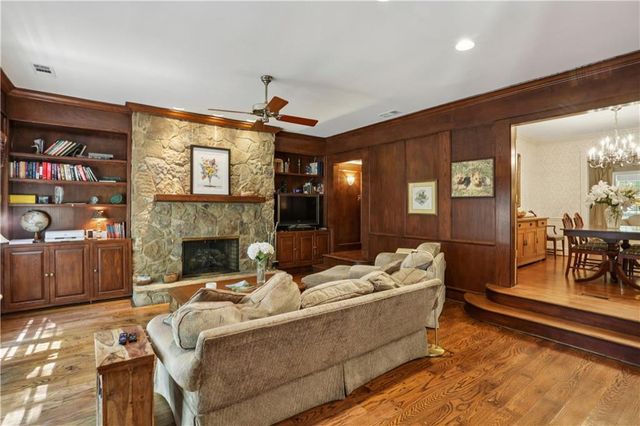 2029 Dellwood Drive NW, Atlanta, GA 30309