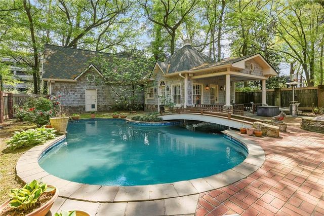 2029 Dellwood Drive NW, Atlanta, GA 30309