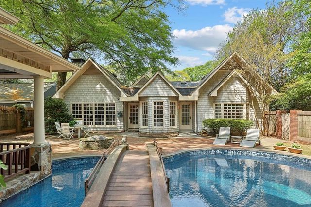 2029 Dellwood Drive NW, Atlanta, GA 30309