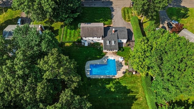 71 Cedar Rd, Longmeadow, MA 01106