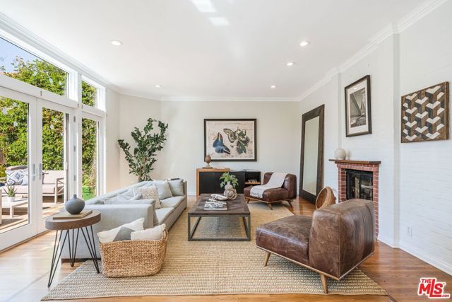 143 Marguerita Avenue, Santa Monica, CA 90402