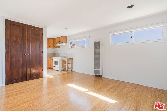 143 Marguerita Avenue, Santa Monica, CA 90402