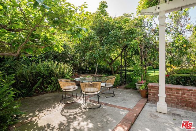 143 Marguerita Avenue, Santa Monica, CA 90402