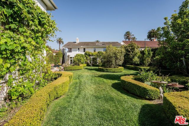 143 Marguerita Avenue, Santa Monica, CA 90402