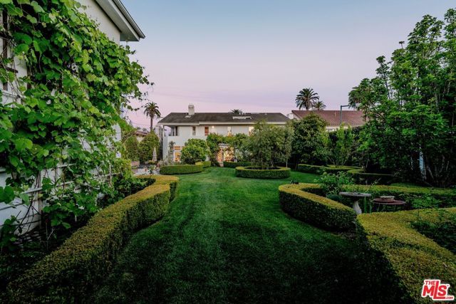 143 Marguerita Avenue, Santa Monica, CA 90402