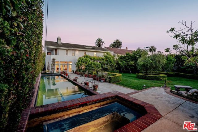 143 Marguerita Avenue, Santa Monica, CA 90402