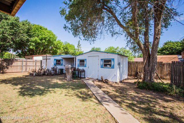 5008 59th Street, Lubbock, TX 79414