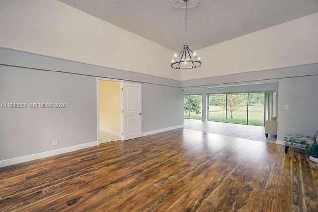 5311 Banyan Ln, Tamarac, FL 33319