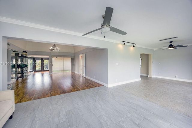 5311 Banyan Ln, Tamarac, FL 33319