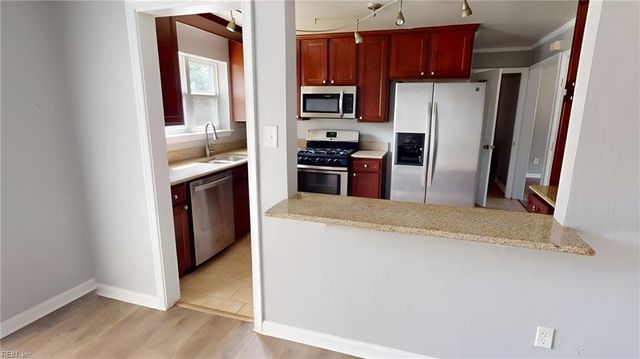 5552 Hatteras RD, Virginia Beach, VA 23462