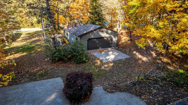 2215 N Holiday Drive, Mears, MI 49436