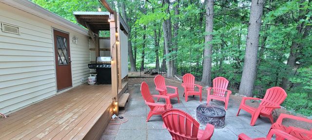 2215 N Holiday Drive, Mears, MI 49436