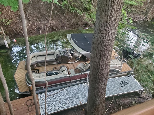 2215 N Holiday Drive, Mears, MI 49436